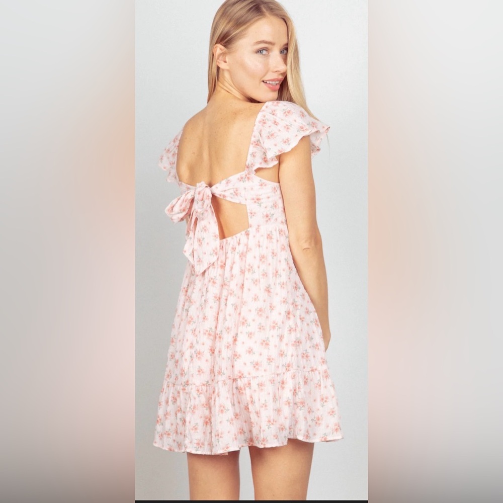 NWT Very J XL Floral Sweetheart Mini Dress Open Back Tie Ruffle Sleeve - Picture 3 of 4